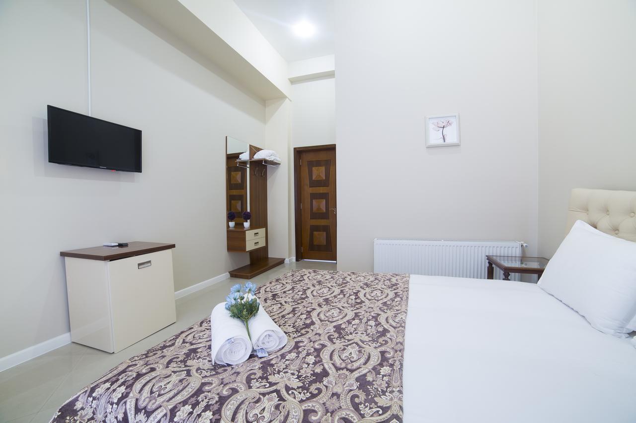 River S Hotel Zugdidi Exterior photo